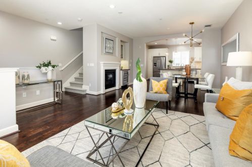 231 Hockney Ave, Mountain View, CA 94041-1684