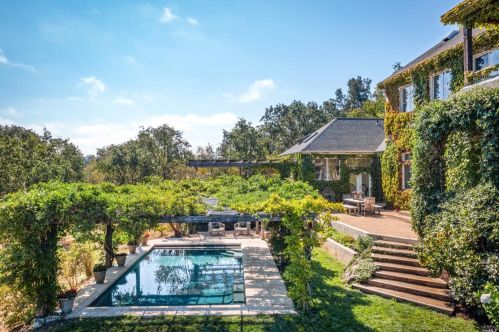 5875 Ross Branch Rd, Sebastopol, CA 95472-2124