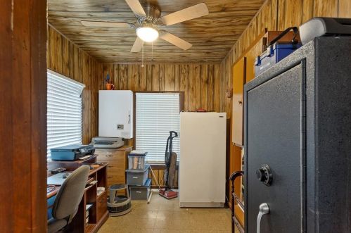 9000 Rowland Dr, Fort Worth TX  76108-2225 exterior