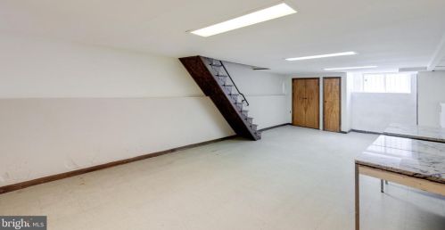 2335 12 St, Philadelphia PA 19133-1008 exterior