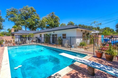 4374 Emerson St, Riverside CA  92506-2011 exterior