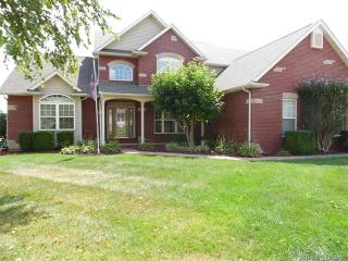 1526 William Ln, Belleville, IL 62226-2433