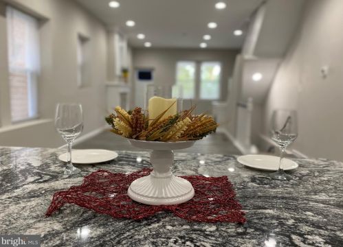 5316 12 St, Philadelphia PA 19122-4003 exterior