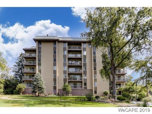 1755 Shawnee Rd, Lima OH  45805-3857 exterior