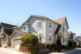 18324 39th Ave, Bothell, WA 98012-7502