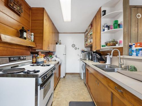 1300 Quail Trl, Fort Worth TX  76114-2321 exterior