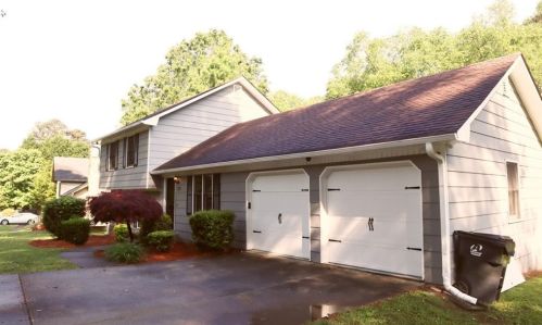 731 Bankshire Dr, Suwanee, GA 30024-2603