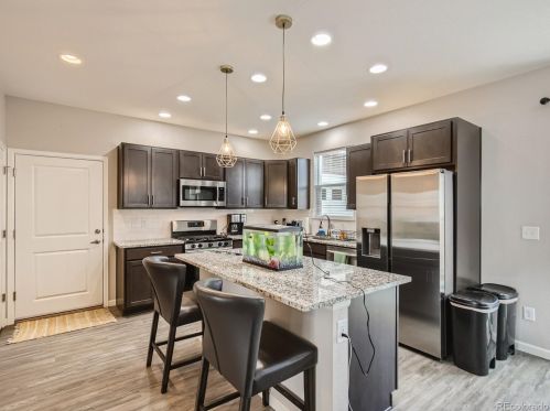 1467 Elmwood Pl, Denver CO  80221-3222 exterior