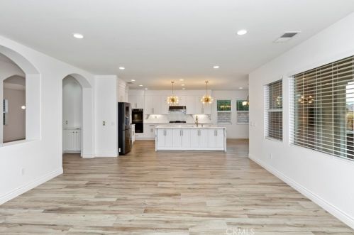 11822 Abington St, Riverside CA  92503-5992 exterior