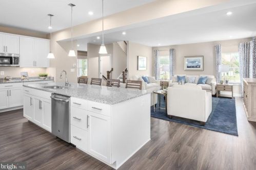 640 Falcon Ln, Aberdeen MD  21001-1255 exterior