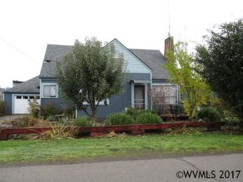 2495 Porter St, Lebanon, OR 97355-3022