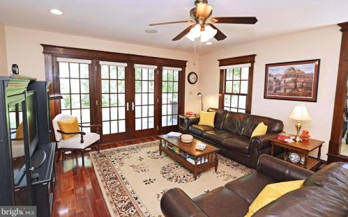 2144 Lawrence Rd, Trenton NJ 08648 exterior