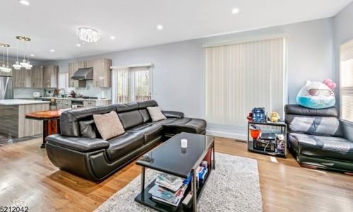 210 Reservoir Ave, Dover NJ  07869-1047 exterior