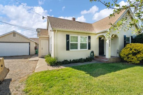 6680 Sargent Rd, Lodi, CA 95240-9341