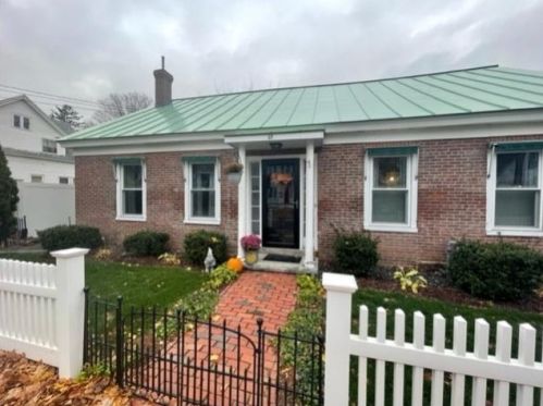 32 Beaver St, Keene, NH 03431-3211