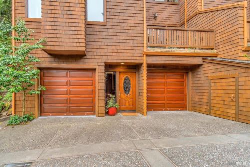 48 Miller Ave, Mill Valley, CA 94941-1920