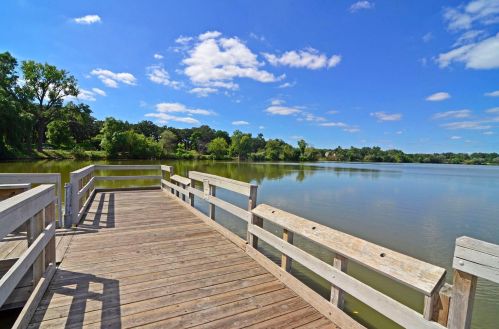 879 Hoyt Ave, Saint Paul MN  55106-1042 exterior