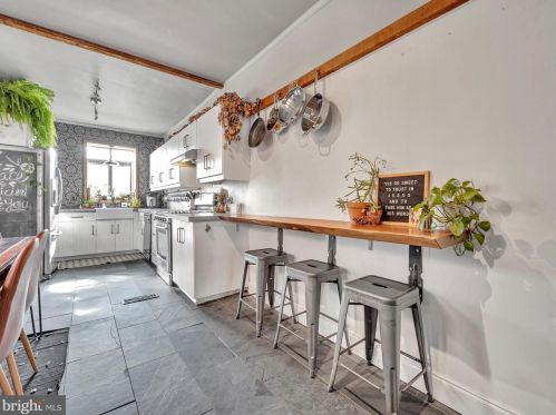 246 Ross St, Lancaster PA  17602-1940 exterior