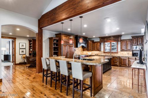 6050 Mtn Rnch Dr, Park City UT 84098-6177 exterior