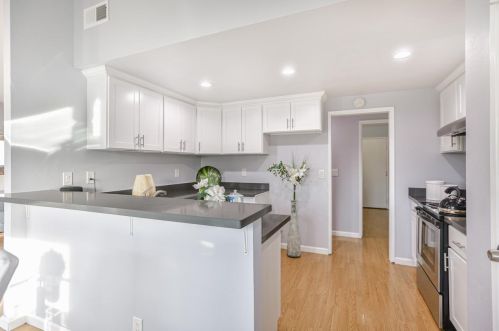 3233 Tenley Dr, San Jose, CA 95148-3640