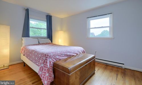 1117 Devonshire Rd, Lancaster PA  17601-1649 exterior