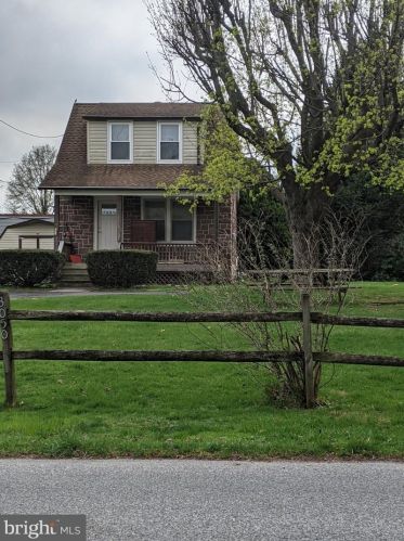 3050 Brookside Ave, York, PA 17315-3812