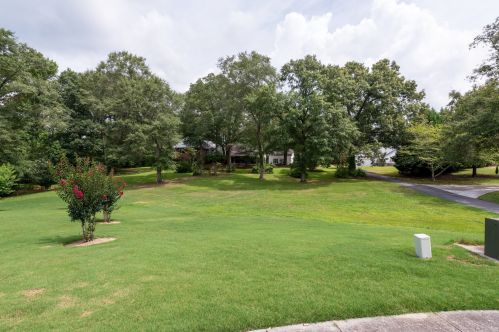 2421 Manor Way, Loganville, GA 30052-4677