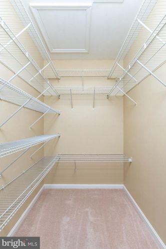 179 Colonial Dr, Charles Town WV  25414-4498 exterior