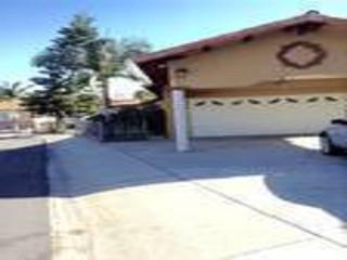 6824 Mayflower Pl, Bell, CA 90201-3627