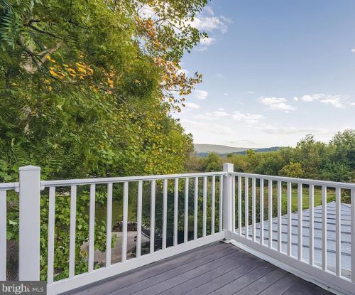 1122 Duncan Rd, Harpers Ferry WV 25425-5350 exterior