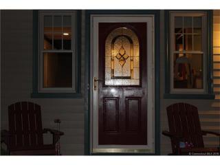 230 Roxbury Rd, Niantic, CT 06357-1011