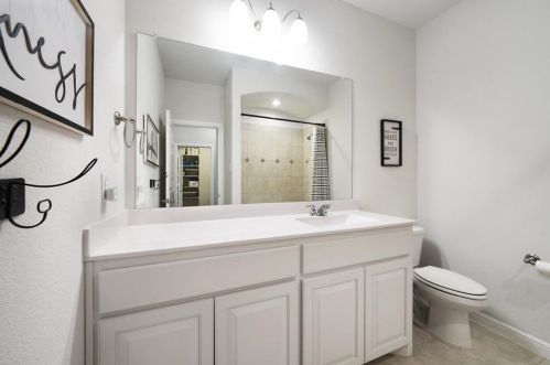 9137 Stone Mill Ln, Fort Worth TX  76179-8119 exterior