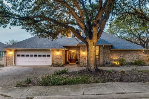 3927 Fairlakes Dr, Dallas, TX 75228-1437