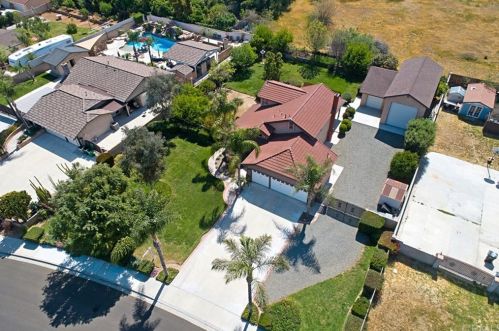 11109 Middleborough Rd, Riverside, CA 92503-5814