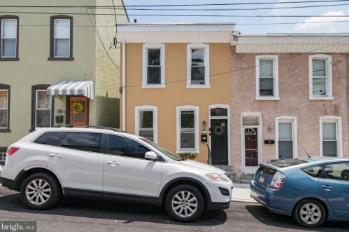 453 Krams Ave, Philadelphia, PA 19128-3311