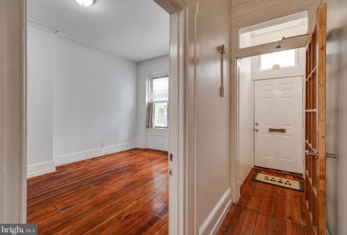 540 12th St, Philadelphia, PA 19123-3333