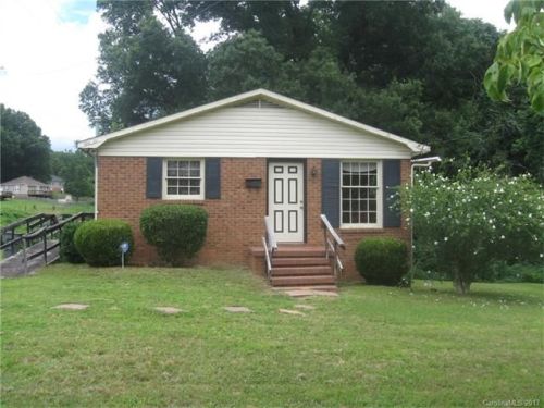 260 Basin Ave, Kannapolis, NC 28083-3610