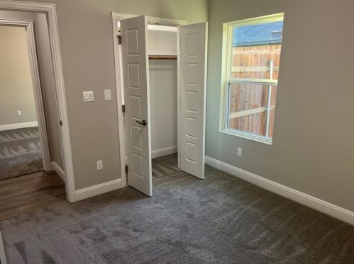 10300 Lone Pne Ln, Fort Worth TX  76108-3958 exterior