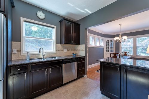 588 Hall Ave, Saint Paul MN  55107-2840 exterior