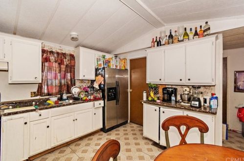 15485 Via Vis, Desert Hot Springs, CA 92240-1023