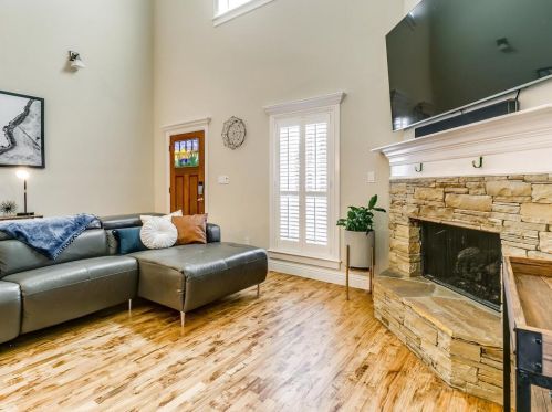 4730 Birchman Ave, Fort Worth TX  76107-5420 exterior