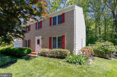 8704 Pappas Way, Annandale, VA 22003-4538