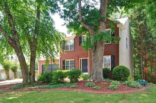 4047 Mount Vernon Dr, Holly Springs, GA 30189-5259