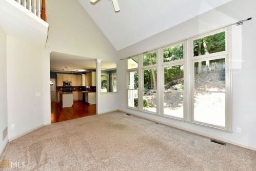 987 Summer Forest Dr, Suwanee, GA 30024-7462