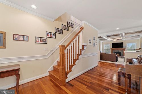 2740 Meander Creek Ln, Haymarket, VA 20169-1419