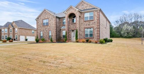 249 Gucci Cir, Stockbridge, GA 30281-1246