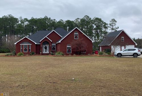 311 Dogwood Dr, Baxley, GA 31513-9112