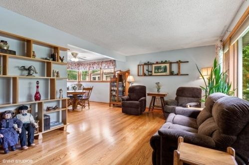 3801 214th St, Matteson, IL 60443-2414