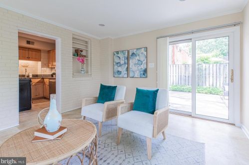 1110 Carson St, Silver Spring MD 20901-1816 exterior