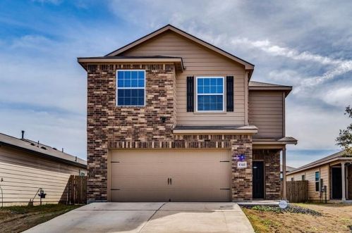 1343 Breanna Ln, Uhland TX  78640 exterior